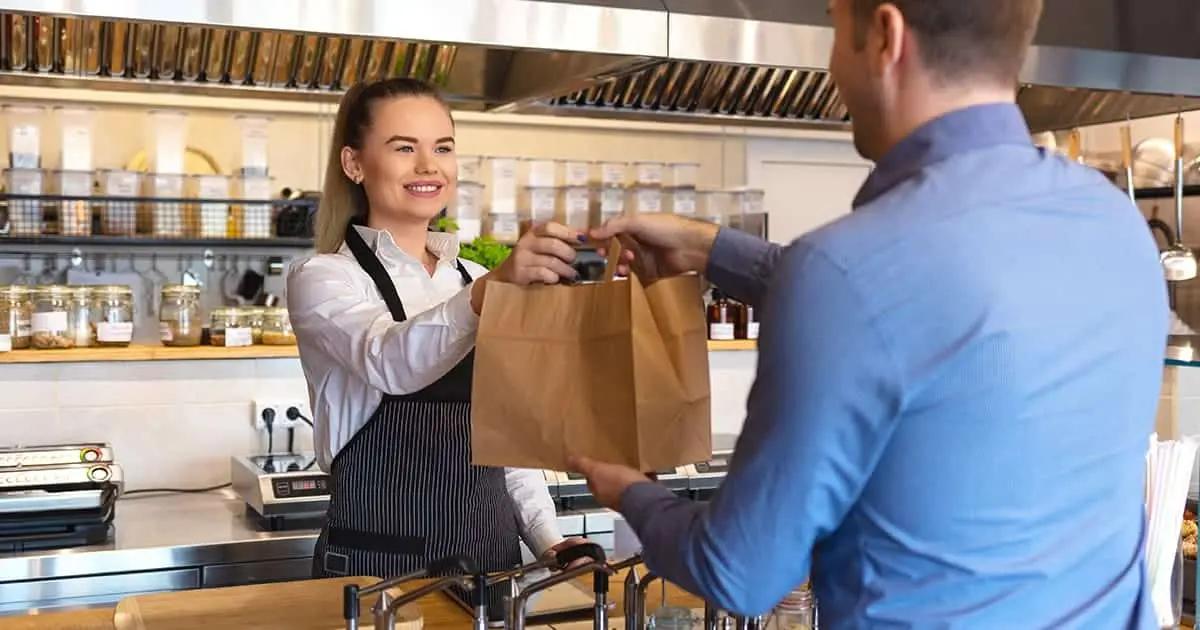 Self Servis Nedir? Restoranlarda Sunduğu Avantajlar | Tabpad